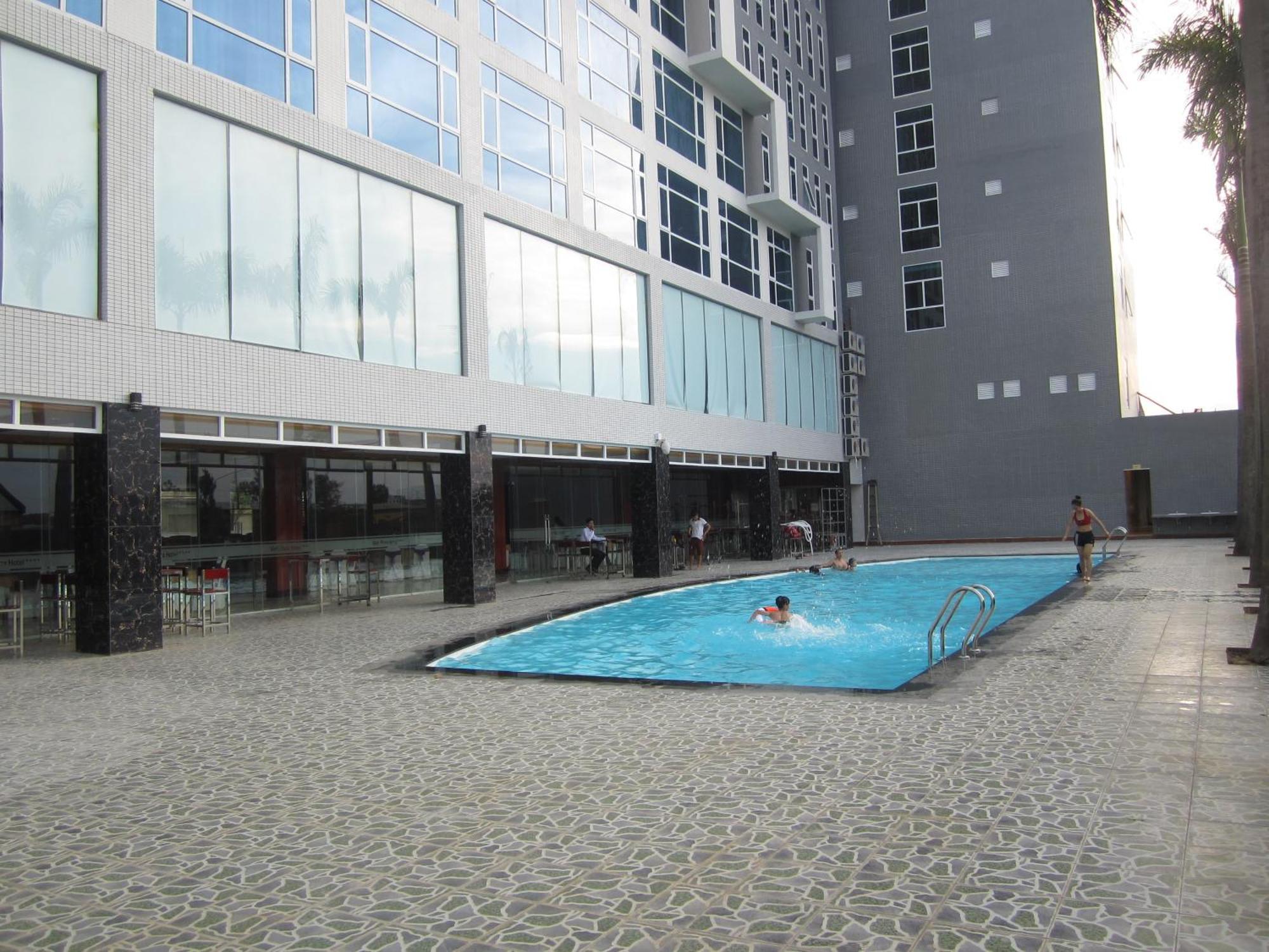 Vinh Plaza Hotel Екстер'єр фото